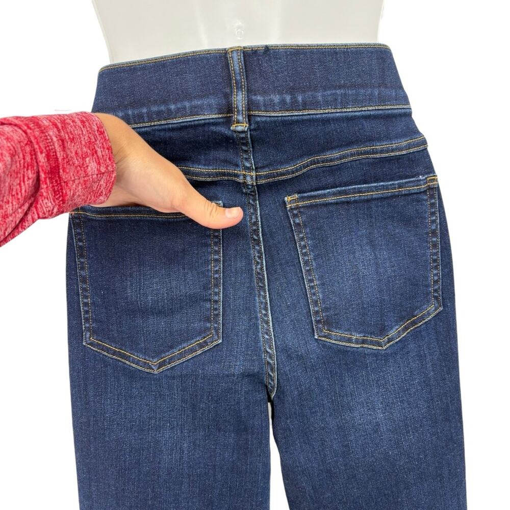 Spanx EveryWear Flare Jeans Medium Petite Dark Wash High Rise Pull On NWT - Picture 9 of 13
